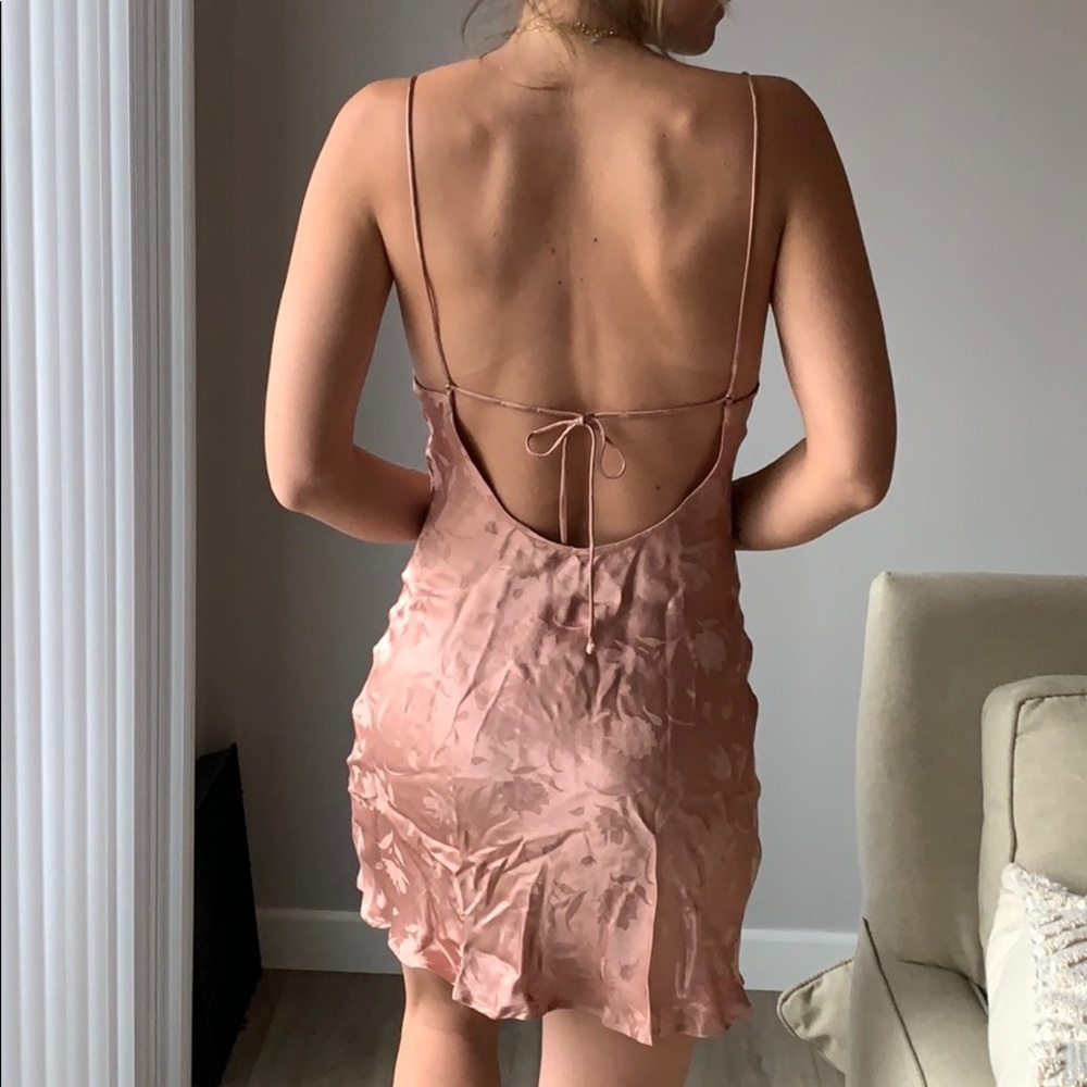 MINI DRESS